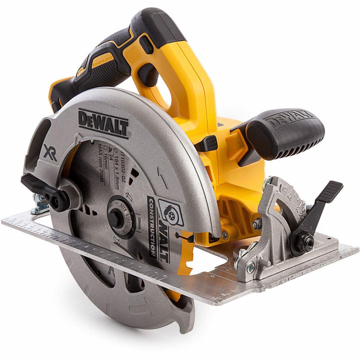 Dewalt 18V 18 Piece Combo Kit with 5 x Batteries & Charger T4TKIT-1067